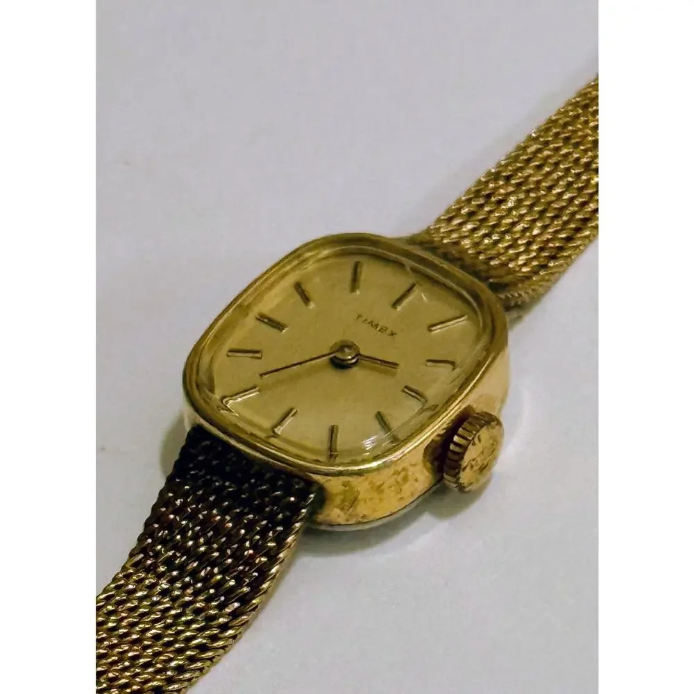 Vintage Timex Ladies Watch Running Gold Tone Mesh Bracelet Manual Wind